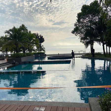 De Lavelle Suites @ Timur Bay Seafront Residence Kuantan Exterior foto